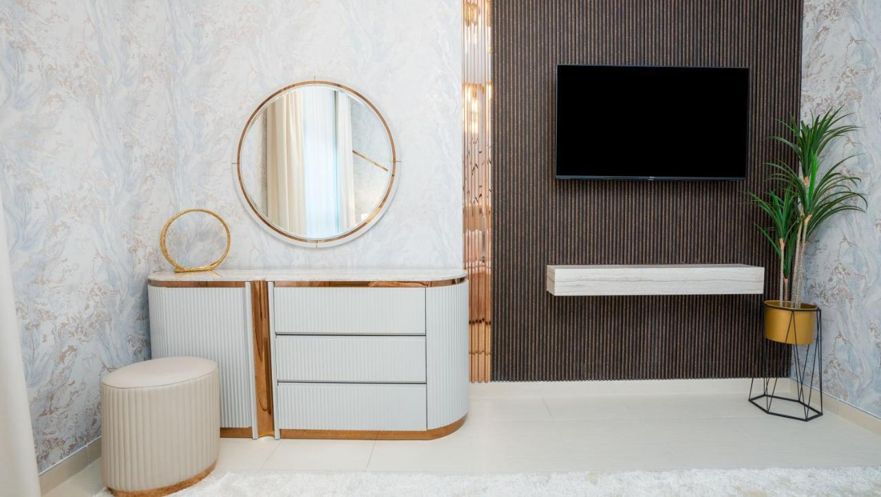 Exclusive Retreat Globalstay'S New 3Br Townhouse With Private Pool دبي المظهر الخارجي الصورة